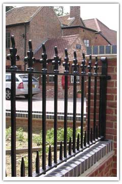 ottershaw sliding gate