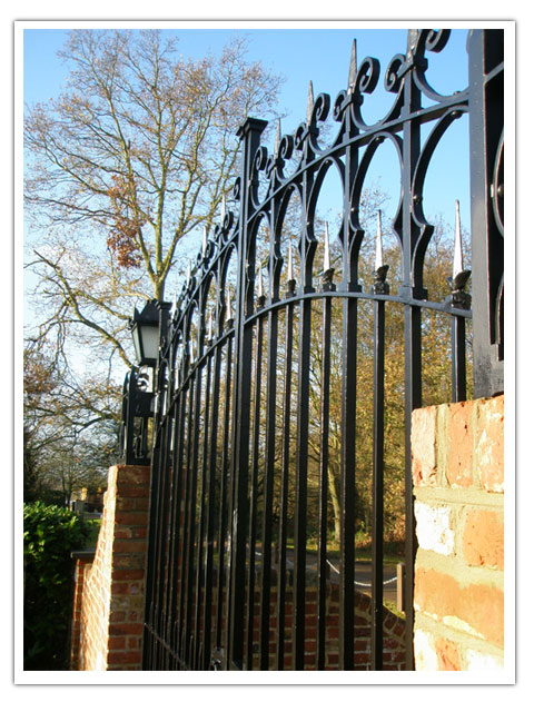 Sligo Archtop Gate detail