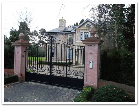 Loxley Entrance Gate